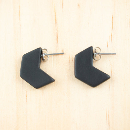 Boucles d’oreilles ivoire végétal boucles d'oreilles géométriques petites boucles d'oreilles boucles d'oreilles minimalistes bijou vegan