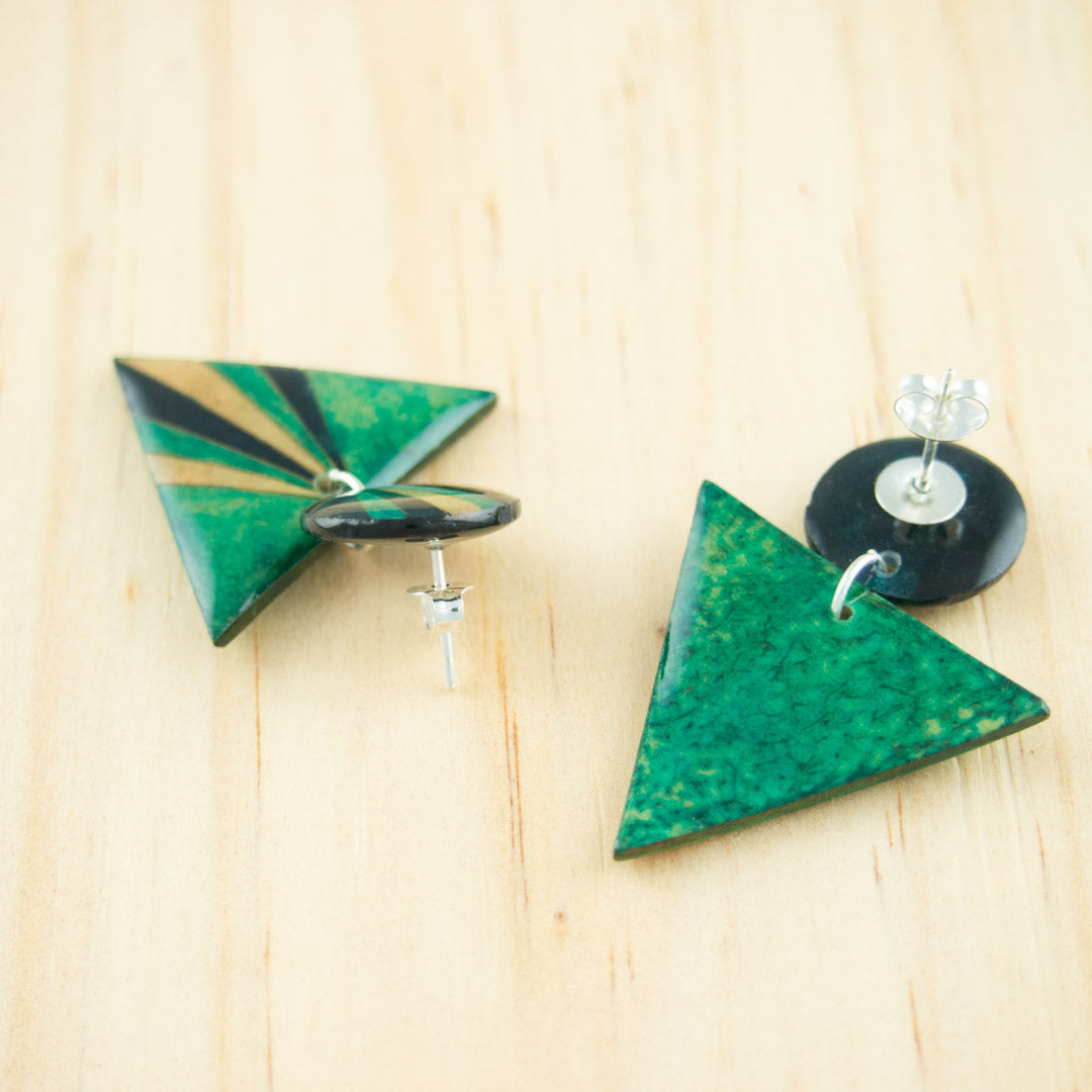 Boucles d'oreilles Géométriques en Calebasse Séchée Argent Triangles | Cari Duo Pav