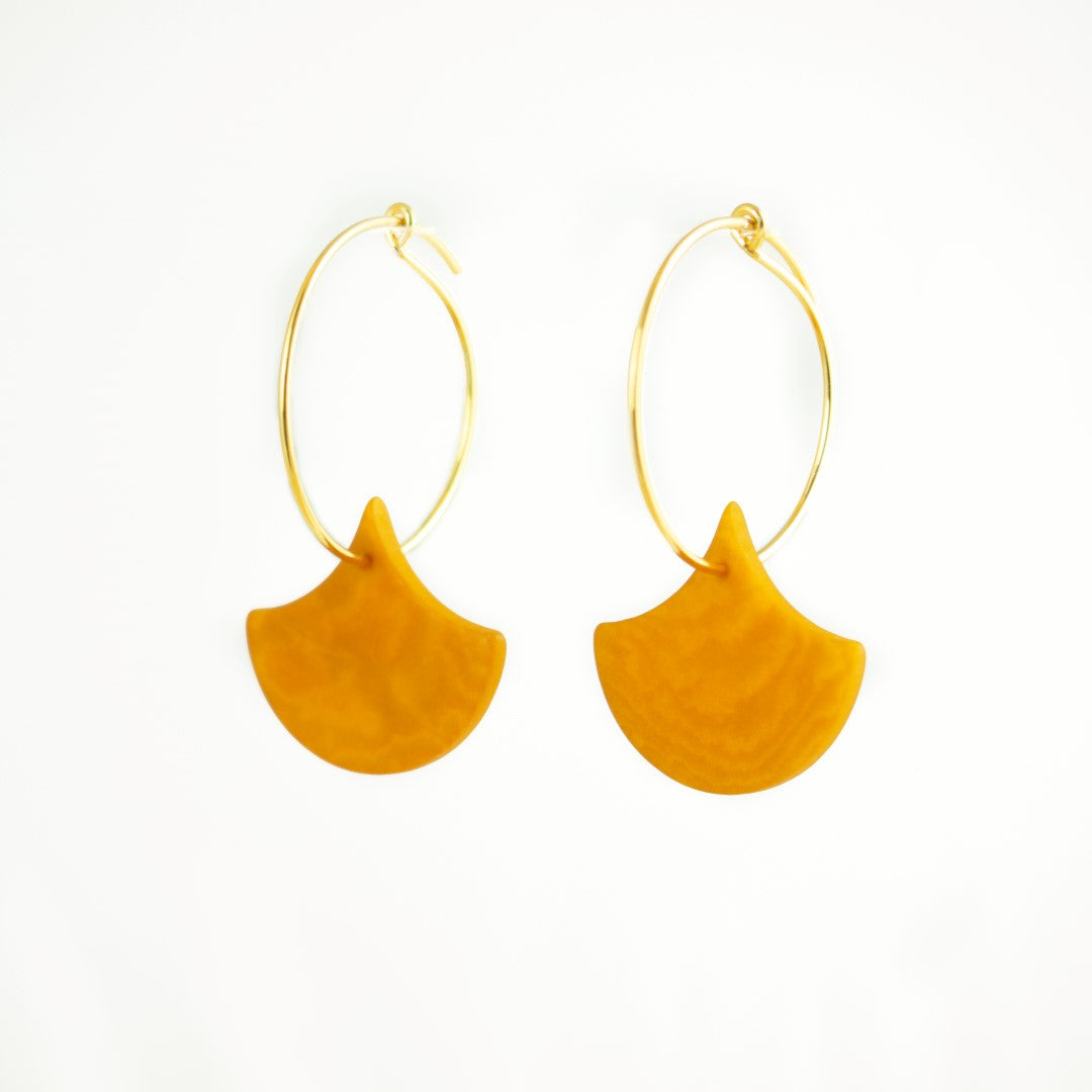 Boucles d'oreilles Créoles en Ivoire Végétal Feuille, Acier Doré, Argent ou Or fin 24k | Aro Fog