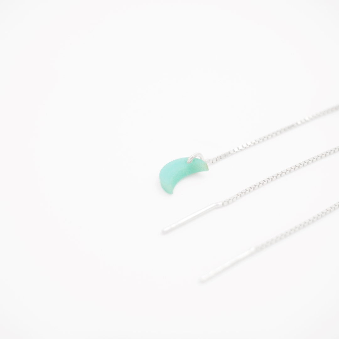 Boucles d’oreilles Lune en ivoire végétal, chaîne traversante en Acier Doré, Argent ou Plaqué Or 3 microns