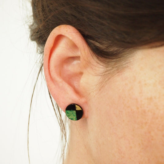 Boucles d'oreilles Rondes Noires Calebasse séchée Végan Puces | Micro Cari Rond 12mm