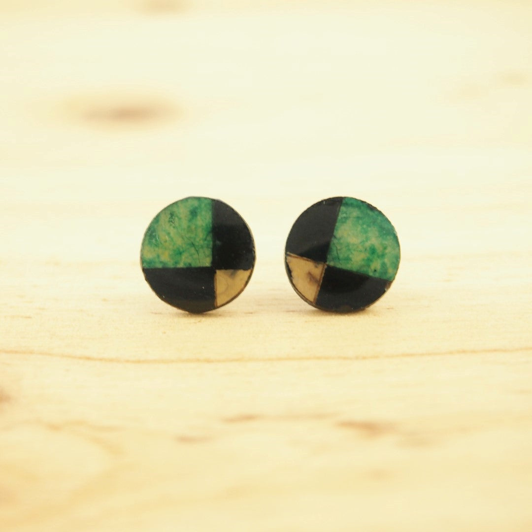 Boucles d'oreilles Rondes Noires Calebasse séchée Végan Puces | Micro Cari Rond 12mm