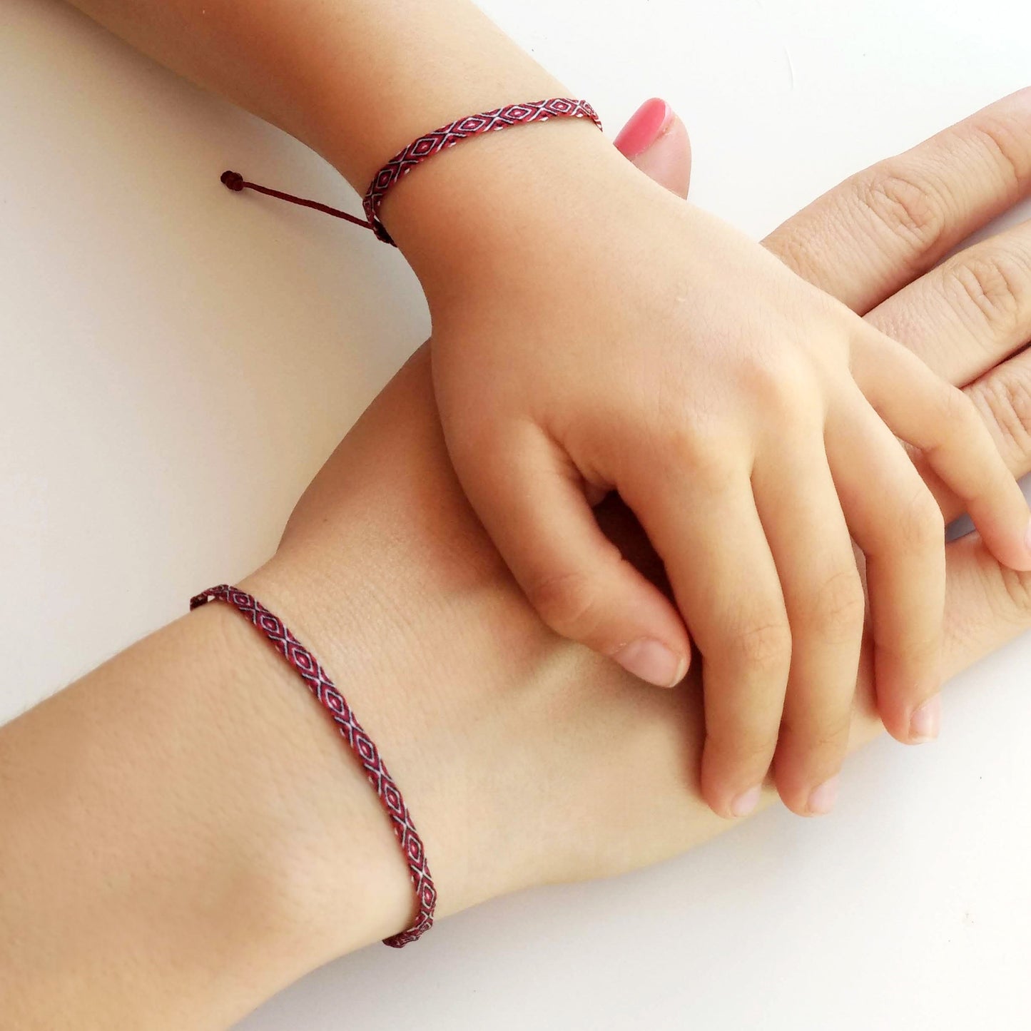 Bracelet mère fille enfant bracelets assortis cadeau fête des mères bracelet mère enfant set 2 bracelets bracelets tissés