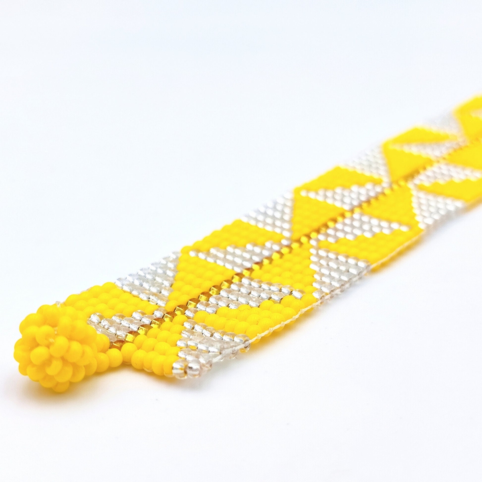 Bracelet perles tissé jaune Style Boho Chic Bracelet retro Bracelet géométrique Bracelet artisanal fait main