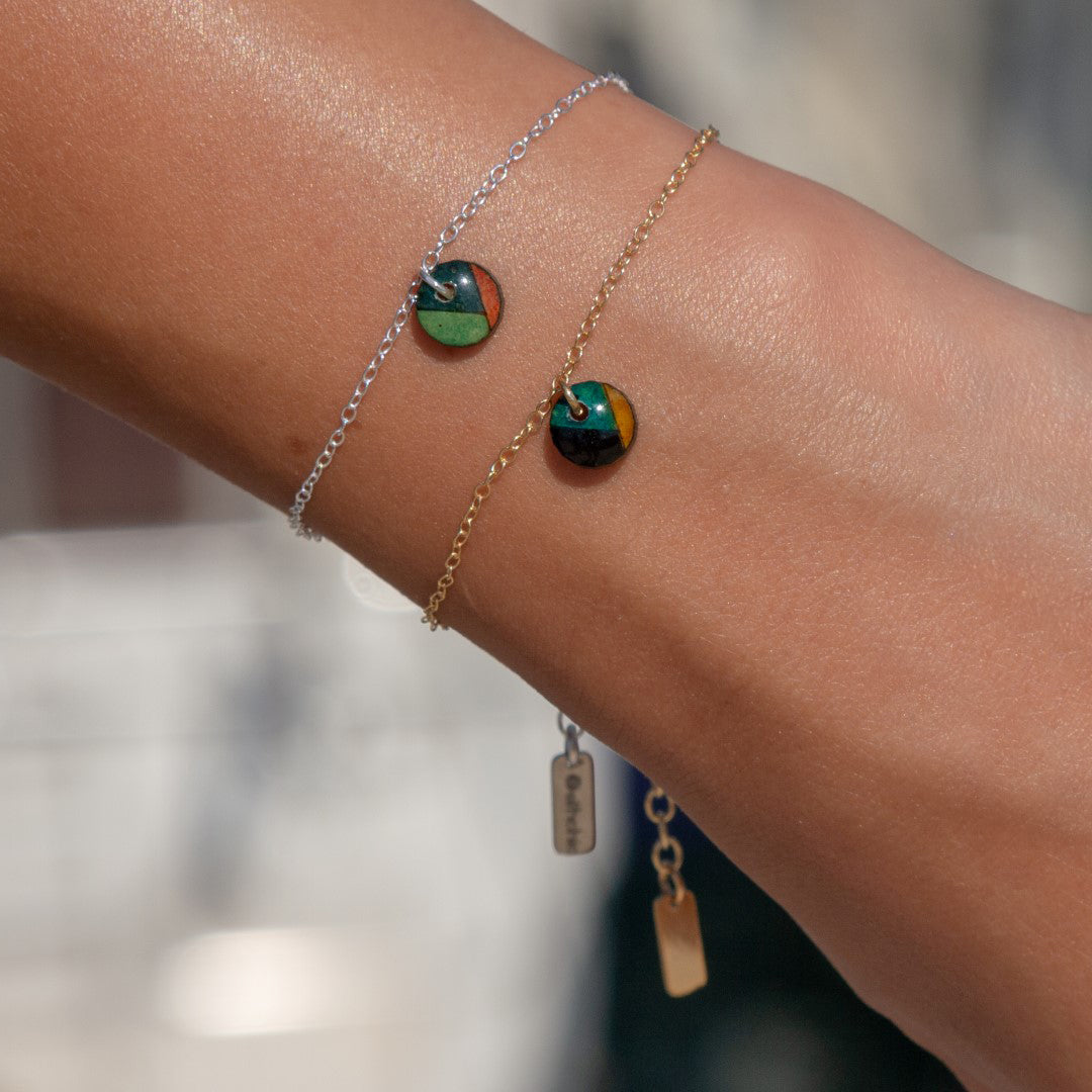 Bracelet Mini Charm Rond Inter en Calebasse Séchée - Chaîne Fine Argent ou Doré