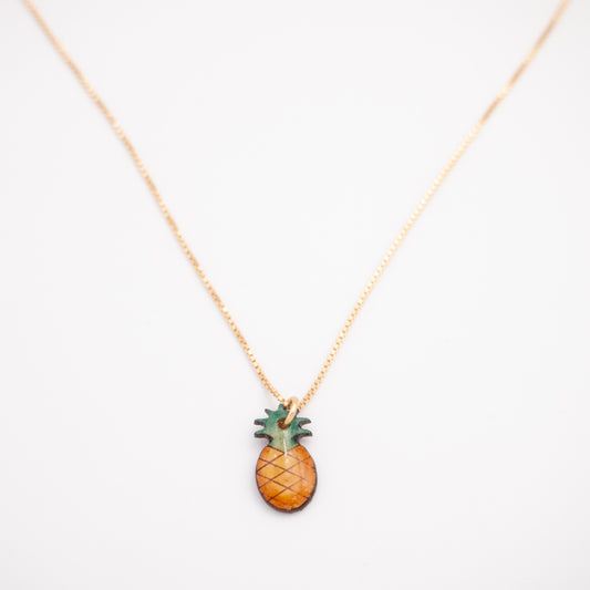 Collier ananas en calebasse séchée fait main –  6 finitions de chaîne au choix