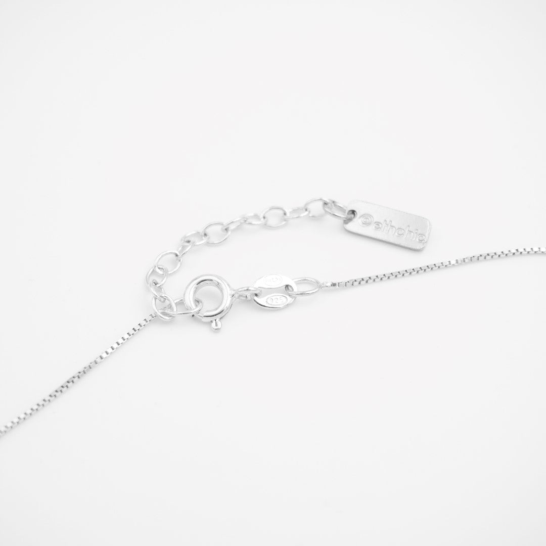 Collier Mini Charm Cœur en Ivoire Végétal – 6 finitions de chaîne au choix