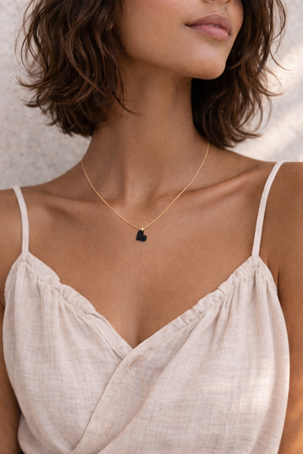 Collier Mini Charm Cœur en Ivoire Végétal – 6 finitions de chaîne au choix