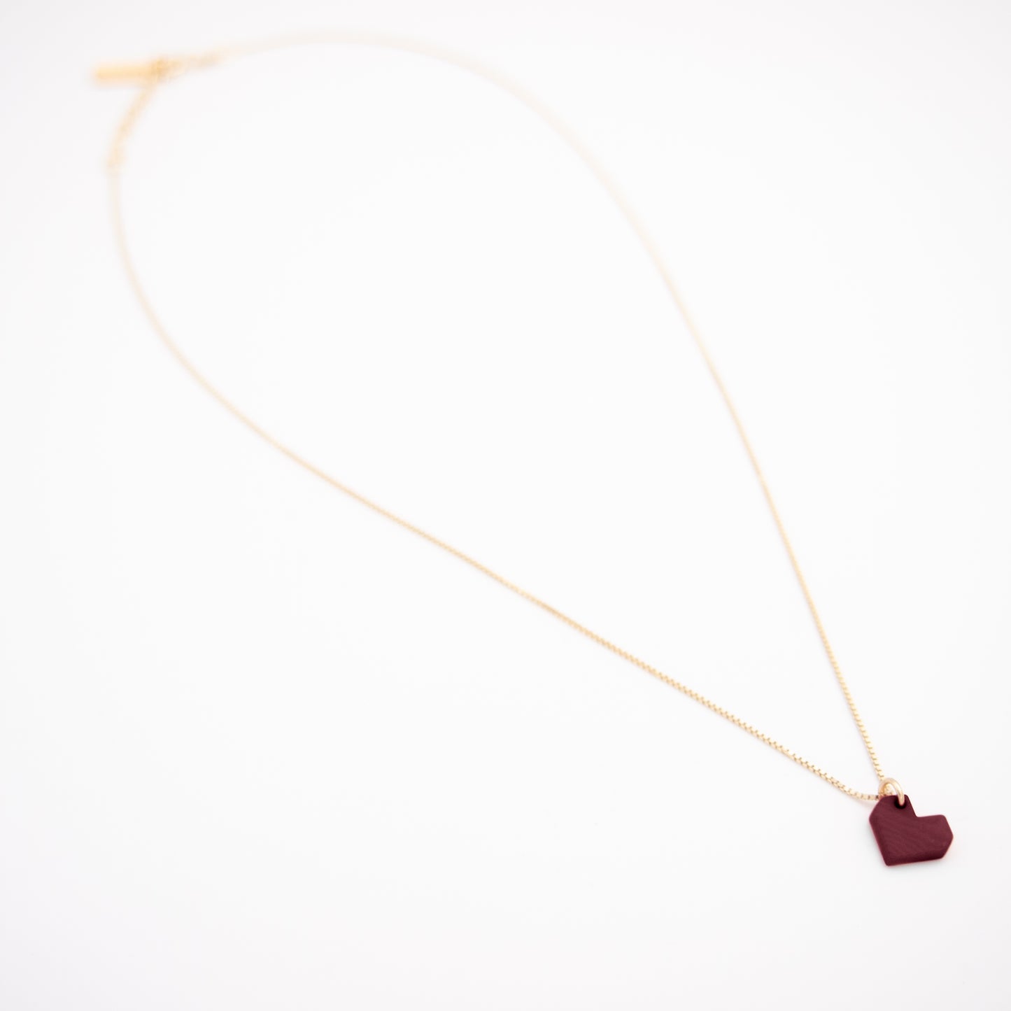 Collier Mini Charm Cœur en Ivoire Végétal – 6 finitions de chaîne au choix