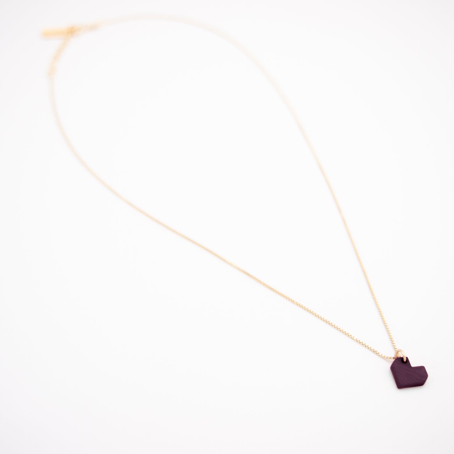 Collier Mini Charm Cœur en Ivoire Végétal – 6 finitions de chaîne au choix