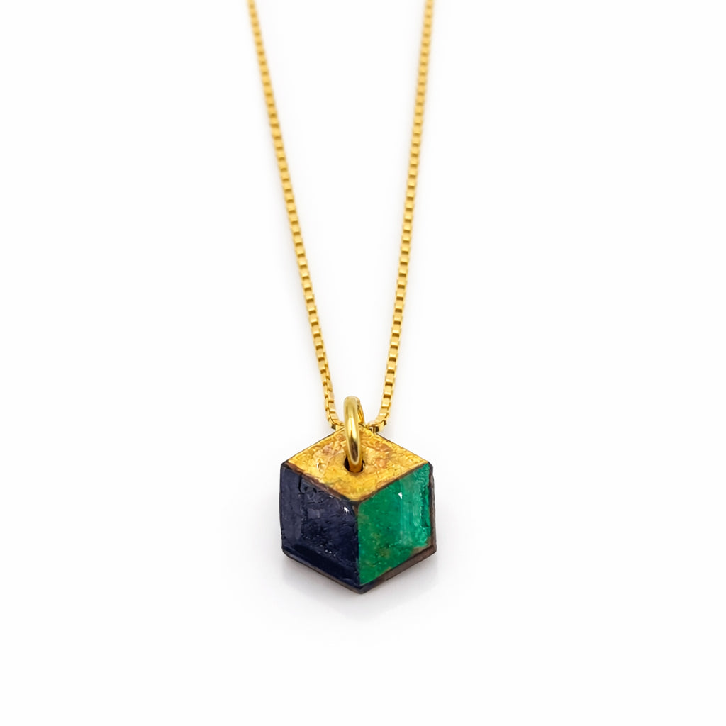 Collier hexagone en calebasse séchée peint main –  6 finitions de chaîne au choix | Cube
