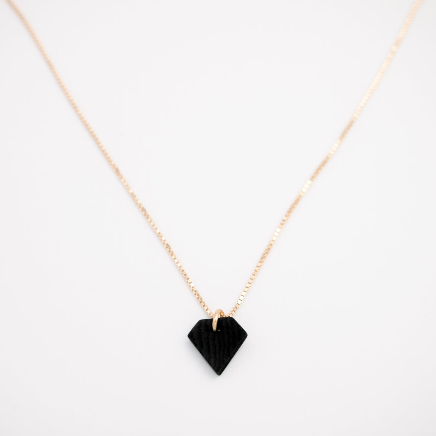 Collier Mini Charm Diamant en Ivoire Végétal – 6 finitions de chaîne au choix