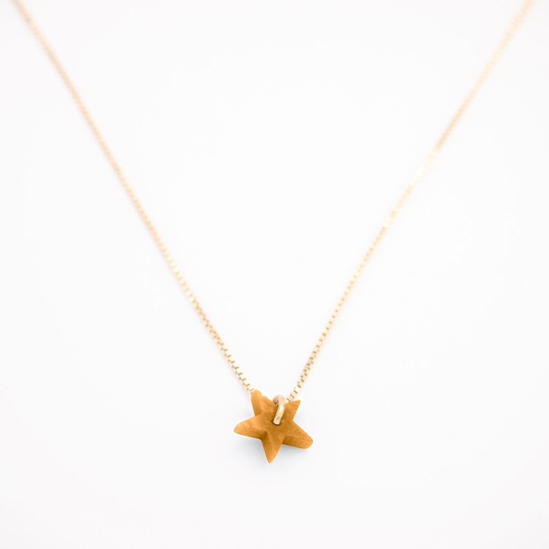 Collier Mini Charm Etoile en Ivoire Végétal – 6 finitions de chaîne au choix