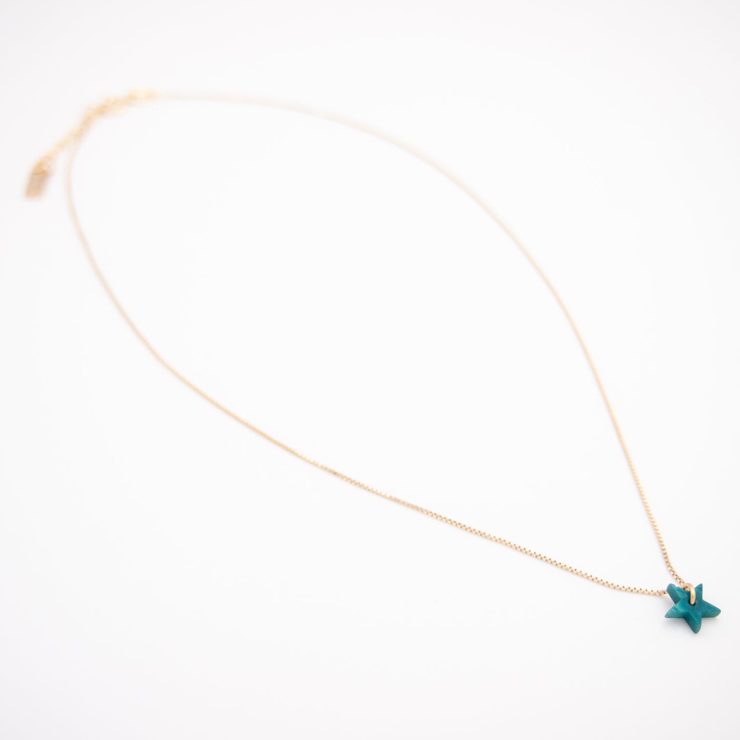 Collier Mini Charm Etoile en Ivoire Végétal – 6 finitions de chaîne au choix