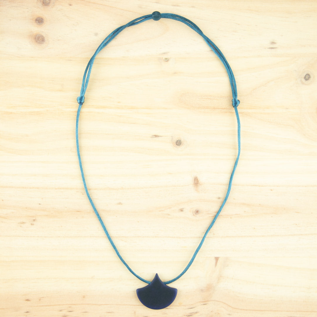 Collier Réglable en Ivoire Végétal Nature Foglia