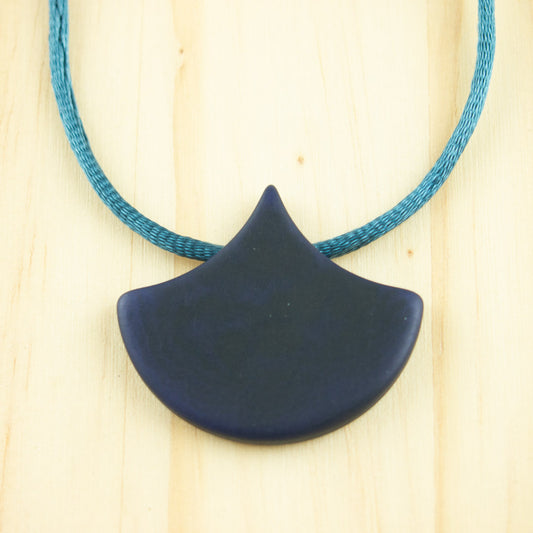 Collier Réglable en Ivoire Végétal Nature Foglia