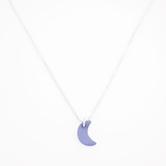 Collier Mini Charm Lune en Ivoire Végétal – 6 finitions de chaîne au choix
