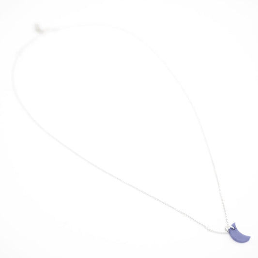 Collier Mini Charm Lune en Ivoire Végétal – 6 finitions de chaîne au choix