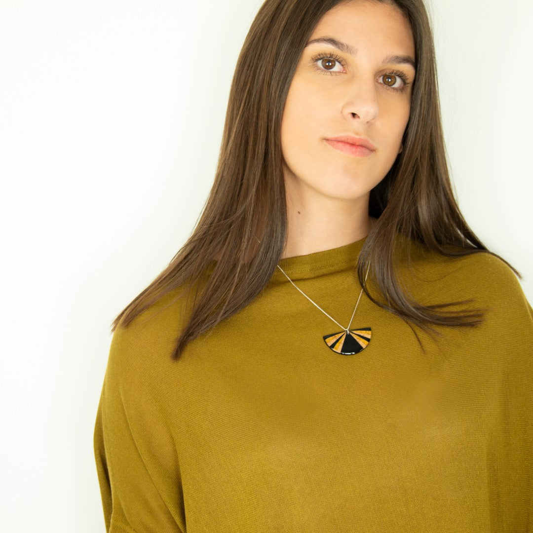 Collier végan en Calebasse séchée fait main chaîne Argent | Demi Pav