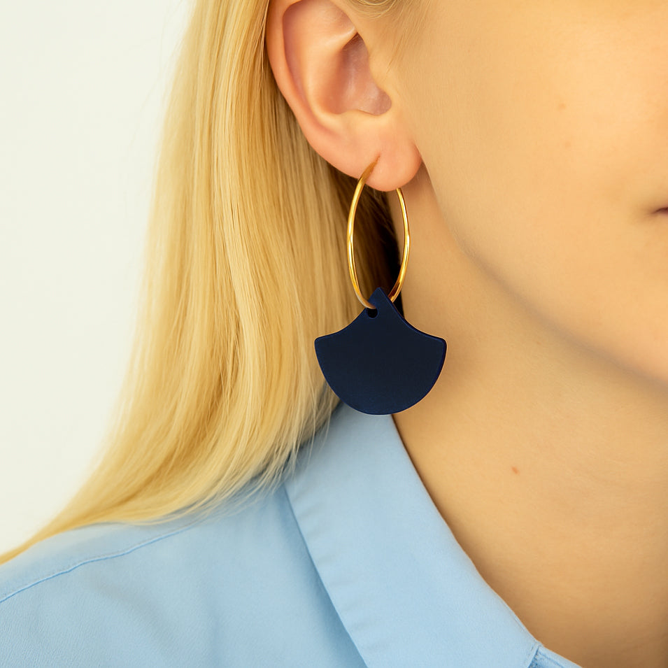 Boucles d'oreilles Créoles en Ivoire Végétal Feuille, Acier Doré, Argent ou Or fin 24k | Aro Fog