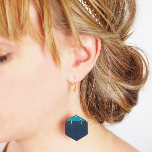 Boucles d'oreilles hexagone boucles d'oreille turquoise ivoire végétal boucles d'oreilles minimalistes boucles d'oreilles géométriques Bleues