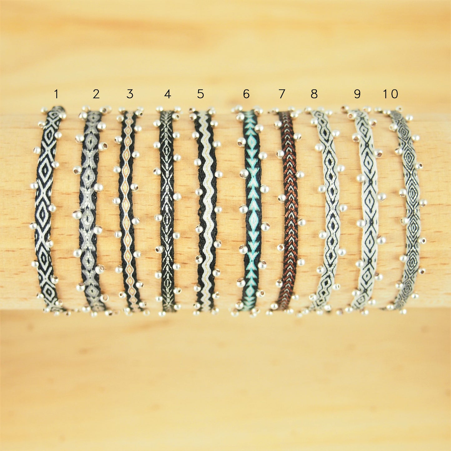 Bracelets tissés main, noirs, grises avec perles en argent 925  Ethchic