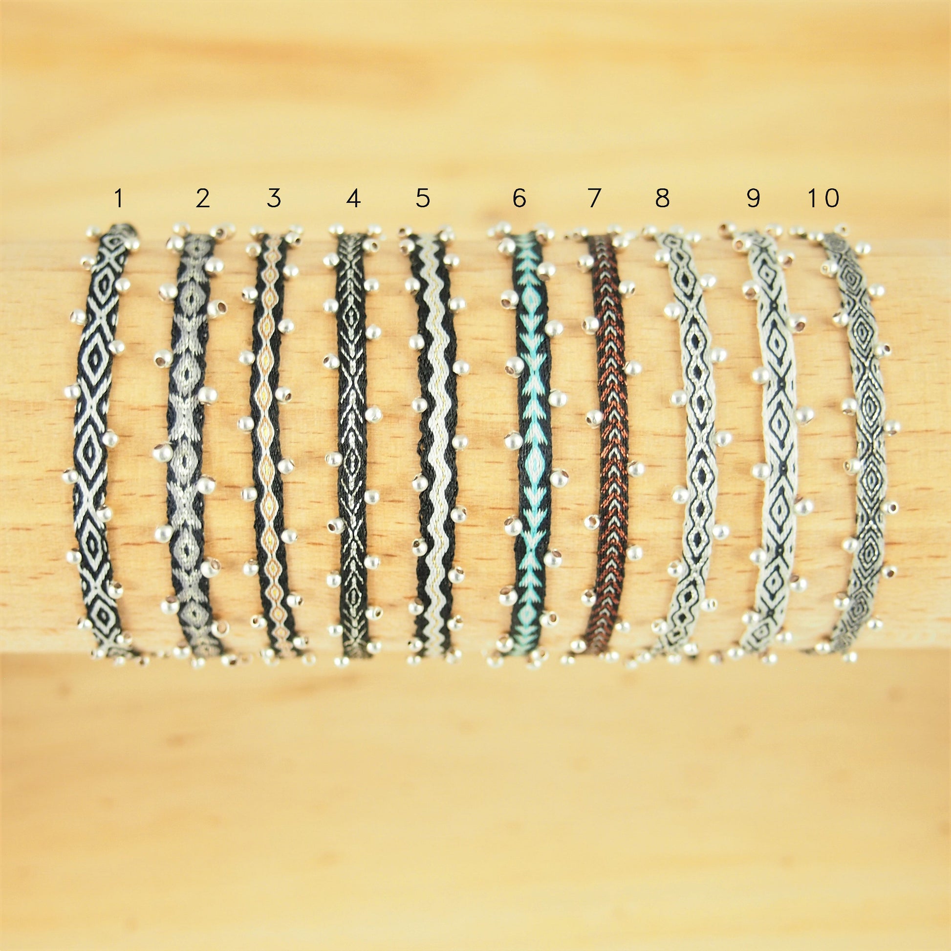 Bracelets tissés main, noirs, grises avec perles en argent 925  Ethchic