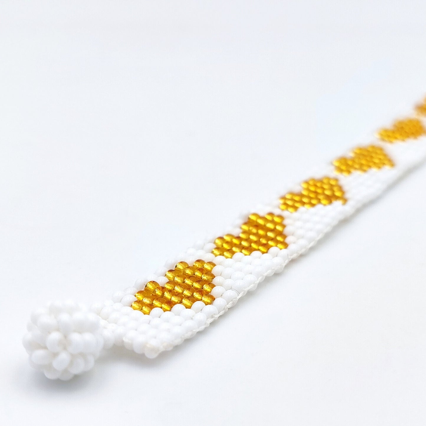 Bracelet coeurs Style boho chic Bracelet perles Bracelet fin Bracelet perles rocaille Coeur rose Coeur doré Bracelet réglable