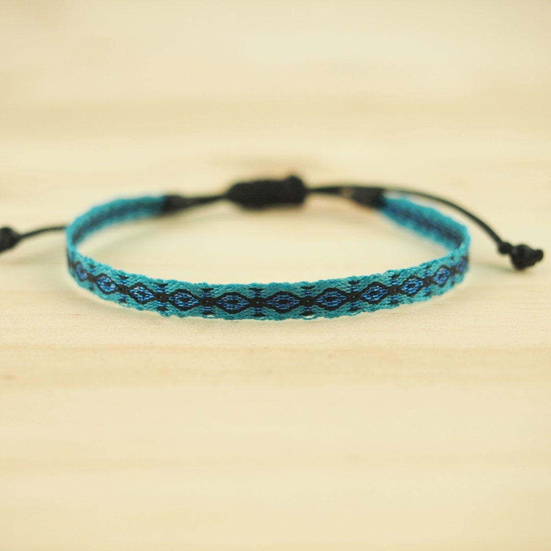 Bracelet enfant 40 fils bracelet bébé bijoux bébé bijoux enfant bracelet fille bracelet garçon bracelet amitié enfant bracelet tissé