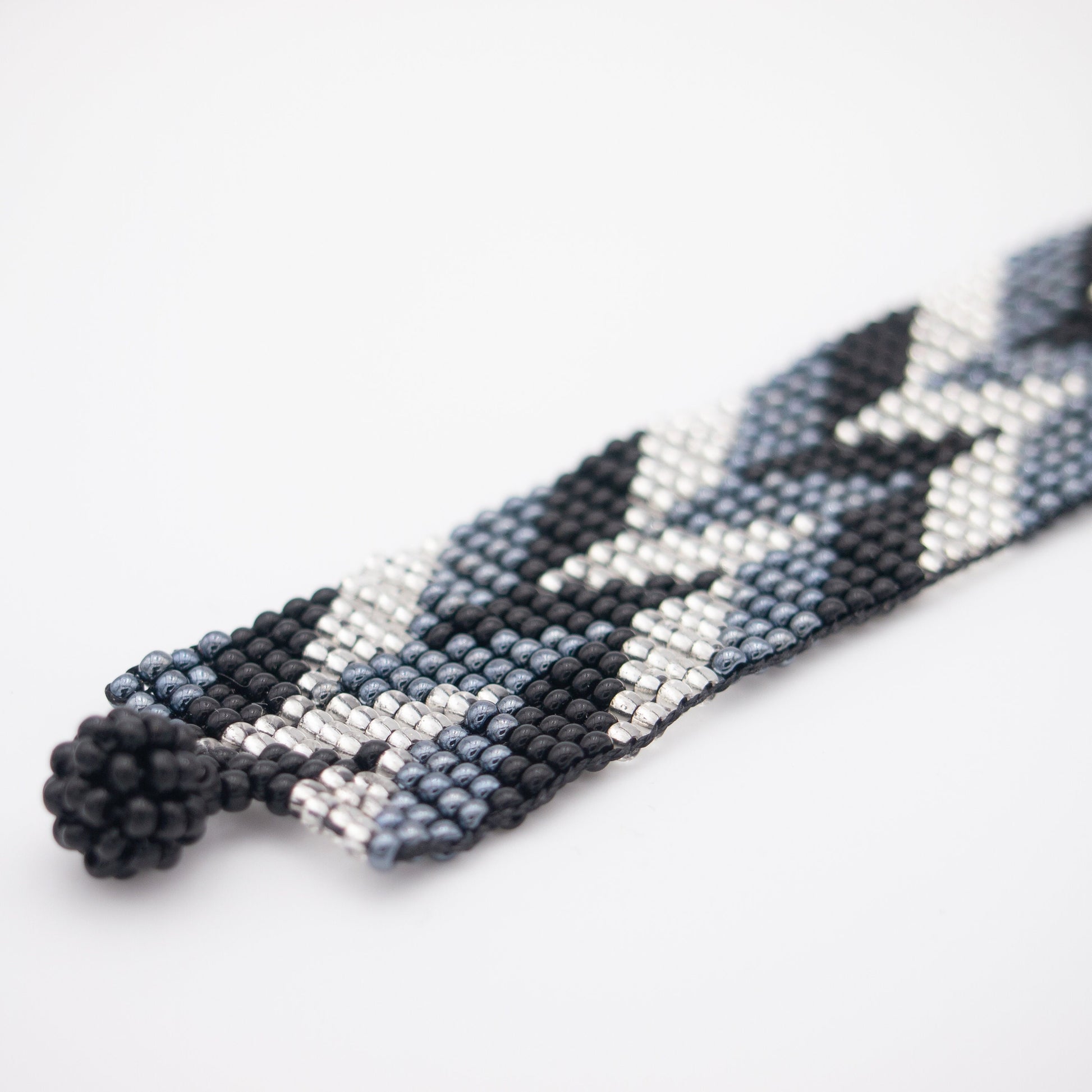 Bracelet perles Bracelet noir Bracelet noir argent Bracelet tissé Bracelet large Bracelet perles rocaille Bracelet bohème Bijoux boho