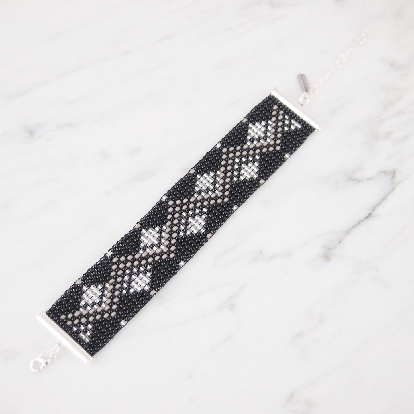 Bracelet perles rocaille bracelet perles noir bracelet peyote bracelet géométrique  bracelet boheme chic cadeau éthique cadeau elle