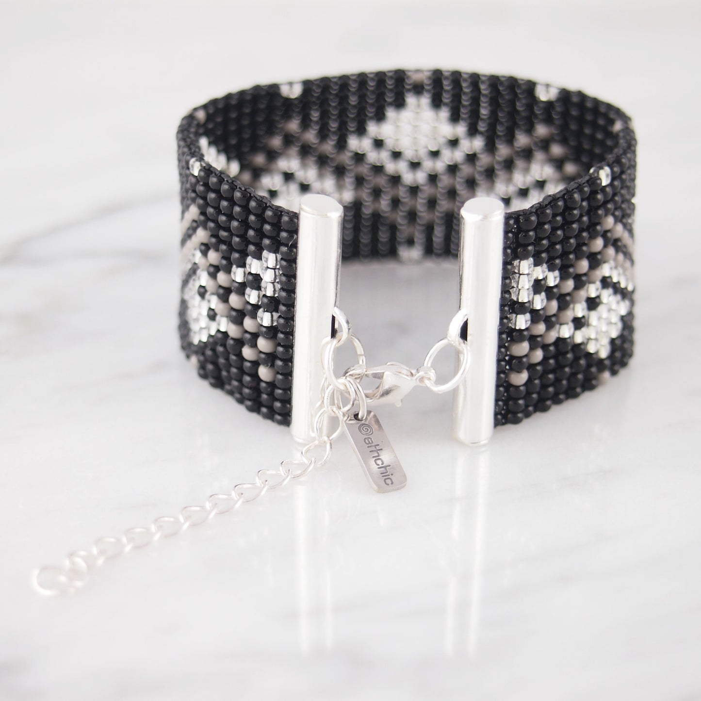 Bracelet perles rocaille bracelet perles noir bracelet peyote bracelet géométrique  bracelet boheme chic cadeau éthique cadeau elle