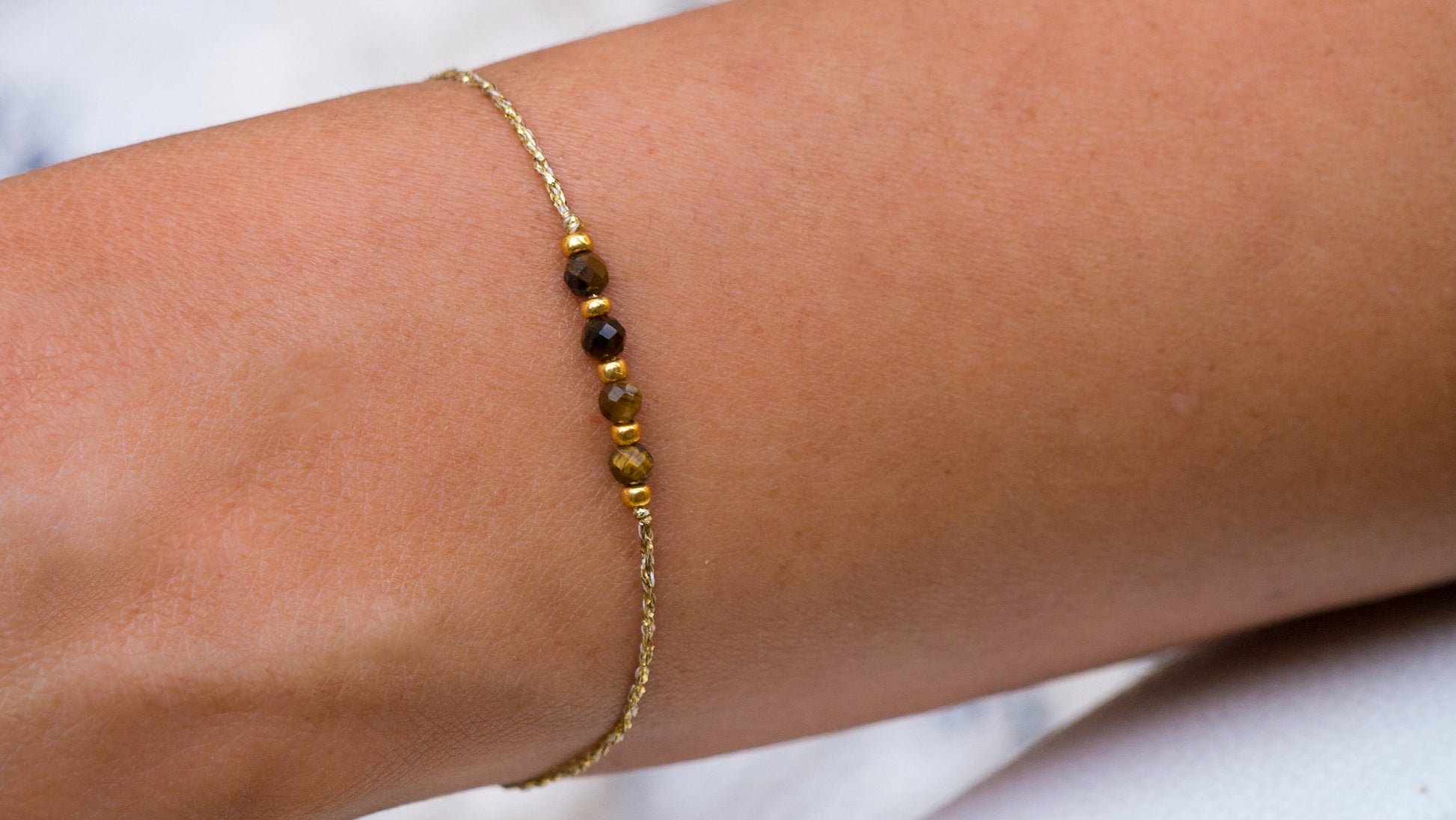 Bracelet pierres œil de tigre Bracelet extra-fin fait main Cadeau Réglable Bracelet femme Bracelet fille Bracelet boho chic Ethchic