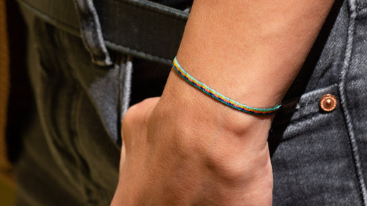 Bracelet pop 40 fils Boho surfer tissé main fin amitié bijoux plage résistent à la mer réglable cadeau bracelet retro néon