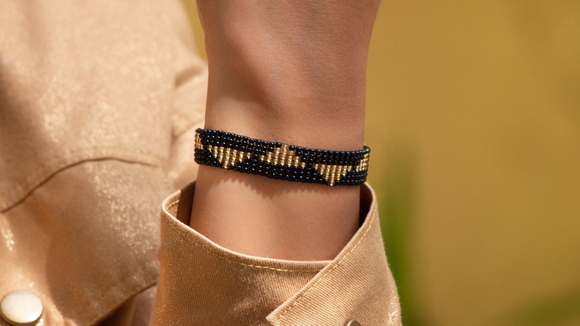 Bracelet triangles Bracelet perles Style boho chic Bracelet fin Bracelet perles rocaille triangles dorés Bracelet Ethchic