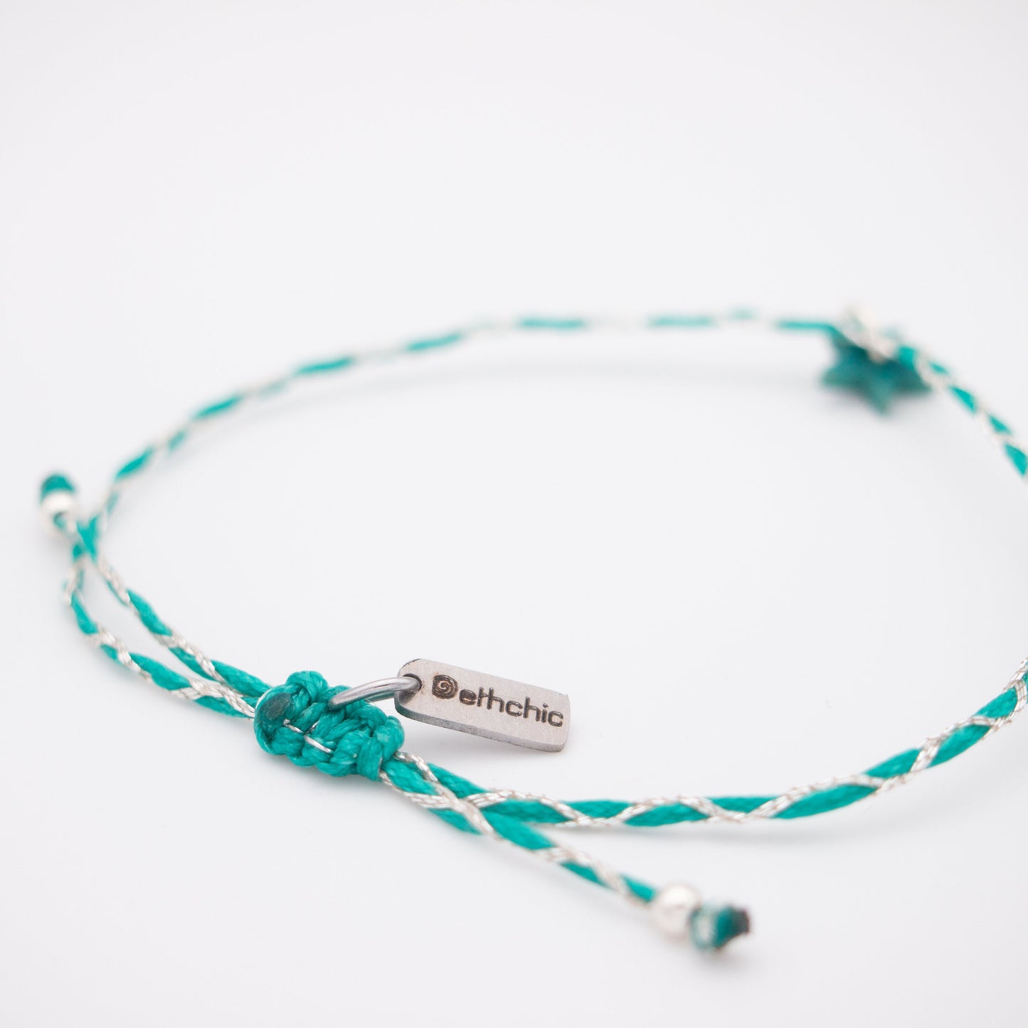 Bracelet étoile fin en ivoire végétal pour femme réglable