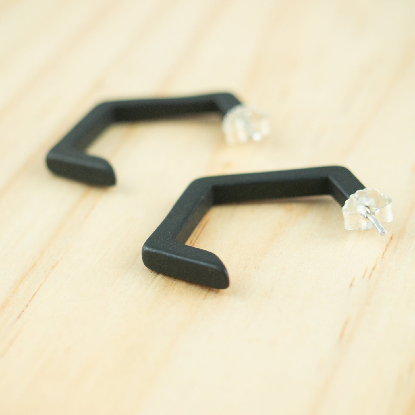 Créoles hexagone ivoire végétal + argent Boucles d'oreilles hexagone  boucles d'oreilles géométriques Créoles noires Créoles minimaliste