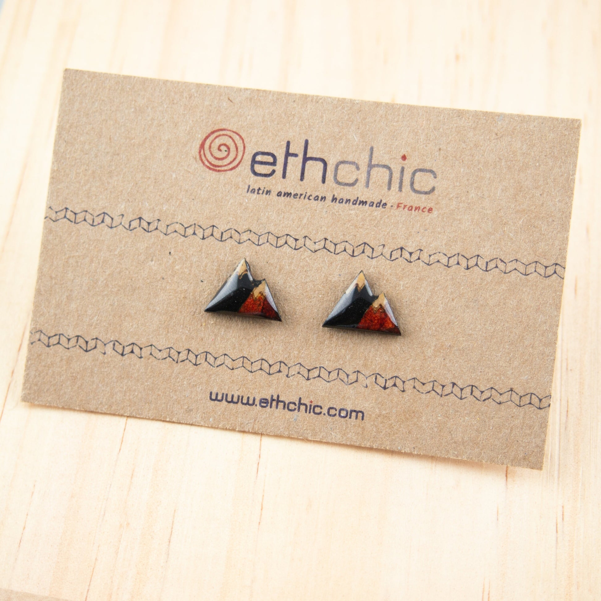 Puces d'oreilles végétales montagne boucles d'oreilles nature boucles d'oreilles effet émaillé bijoux de randonnée bijoux de noel rouges