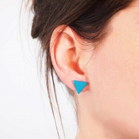Boucles d’oreilles en ivoire végétal triangles Arpia faites main | Turquoise
